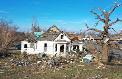 Rebuilding Lives: The Arkansas Tornado and the Triumph of Community Support