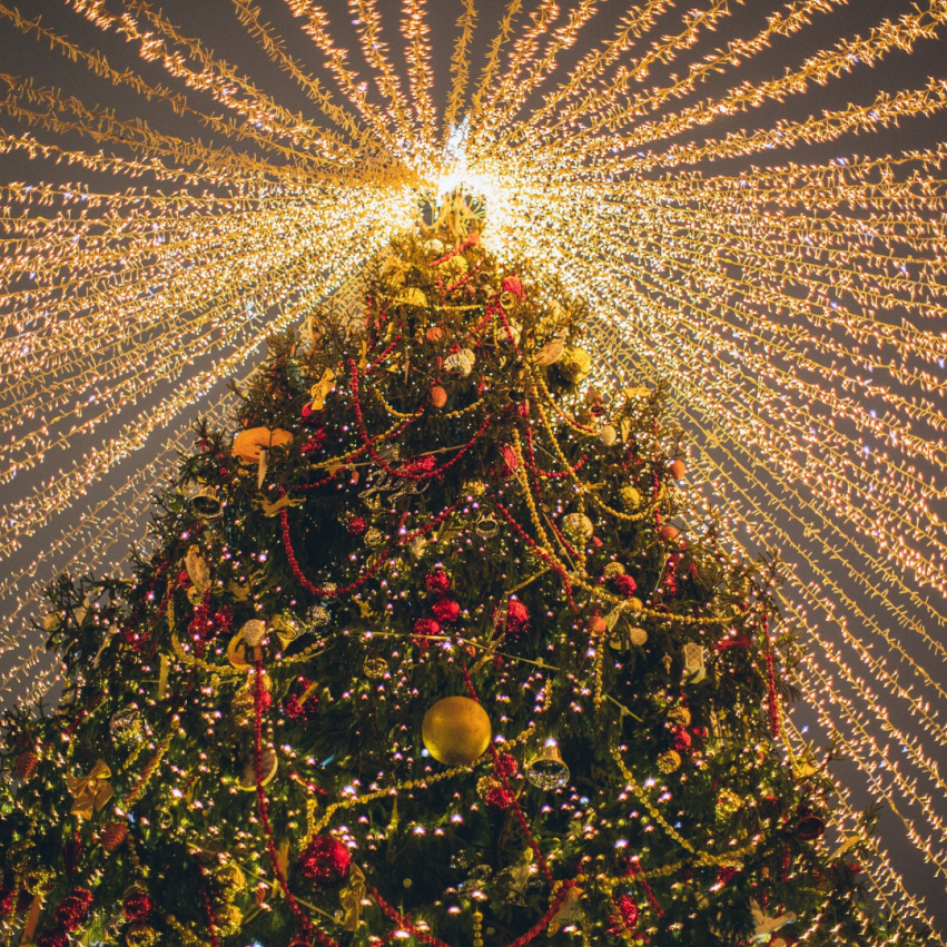 Lighting of the Snowmen at Cornerstone Sonoma