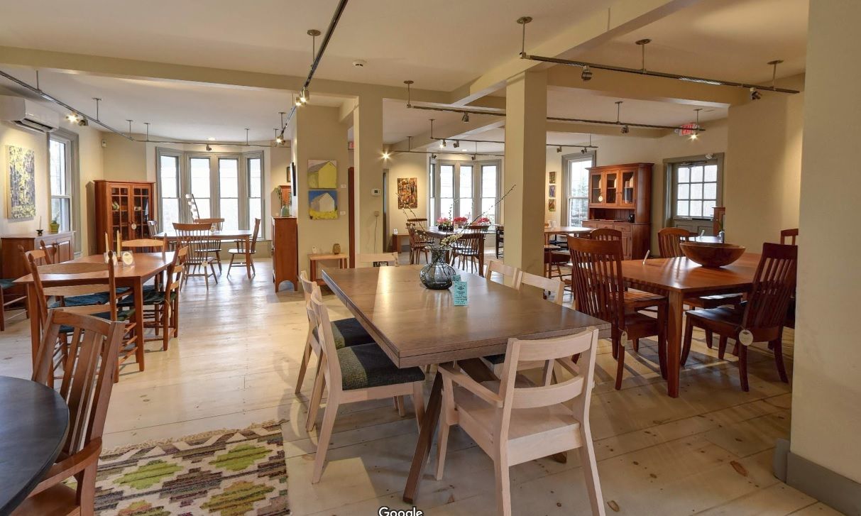 6 Best Places to buy Furniture in Maine