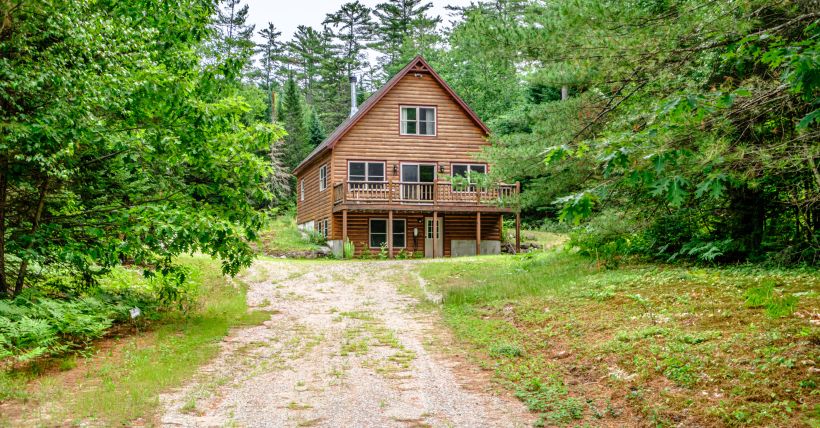 23 Countryside Lane | Bethel, ME | $475K