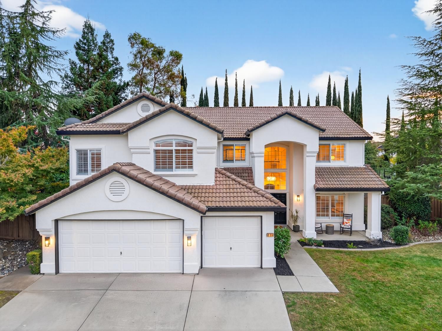 St. Andrews and Misty Wood golf course neighborhoods in Roseville, CA