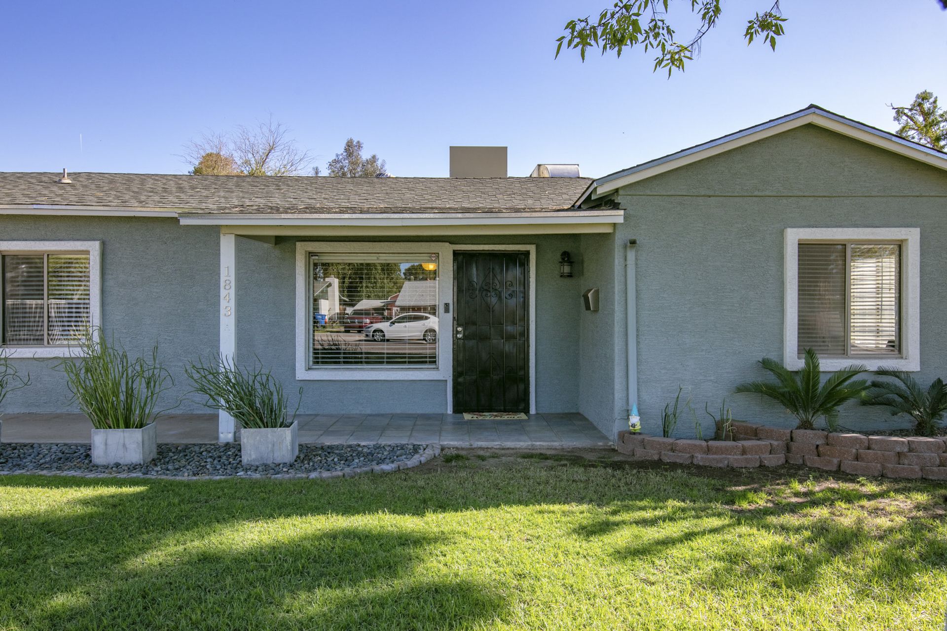 Under Contract! 1843 E Turney Avenue, Phoenix, AZ 85016 - Peters View | Amy Jones Group