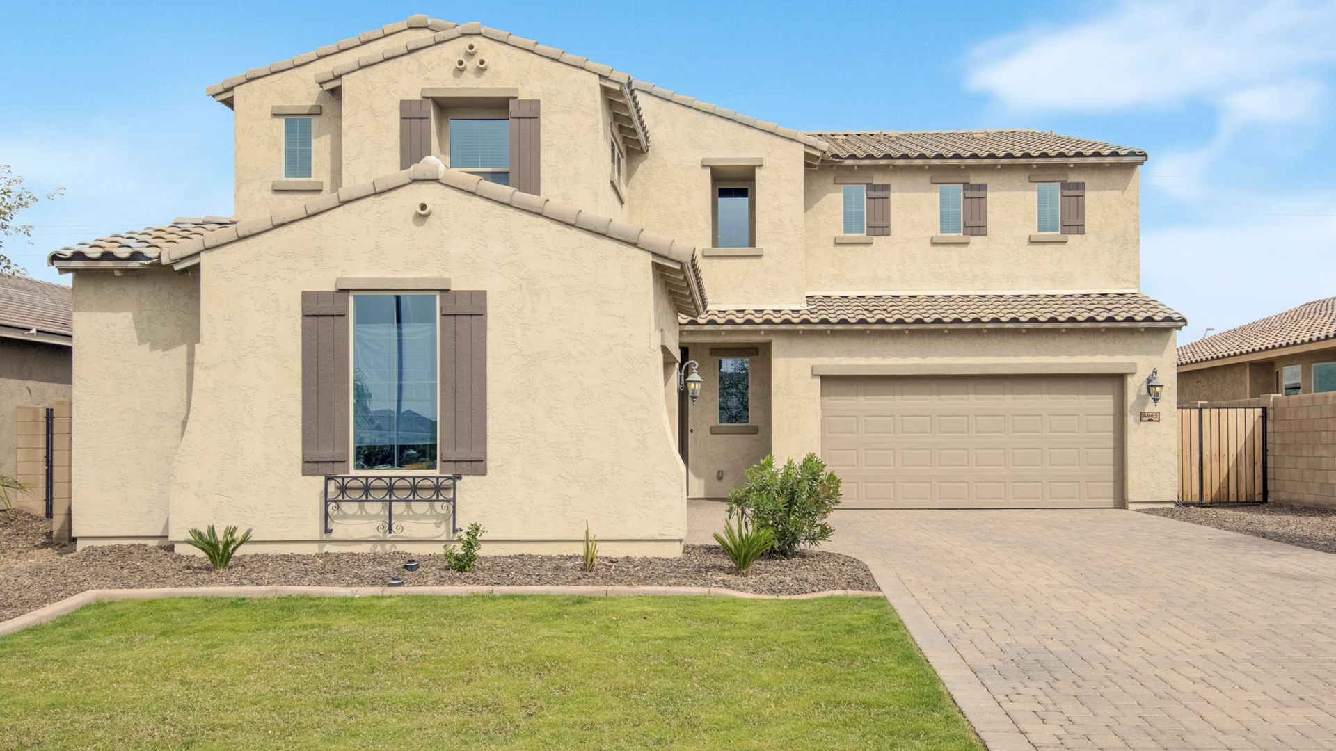 Price Change! 4983 S Joshua Tree Ct. Gilbert, AZ 85298 - Bridges North | Amy Jones Group