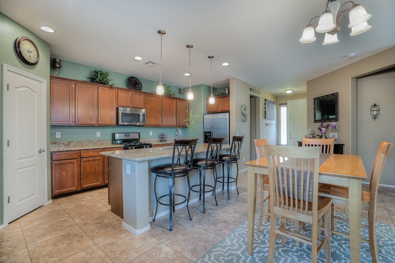 21159 E Creekside Dr, Queen Creek, AZ 85142