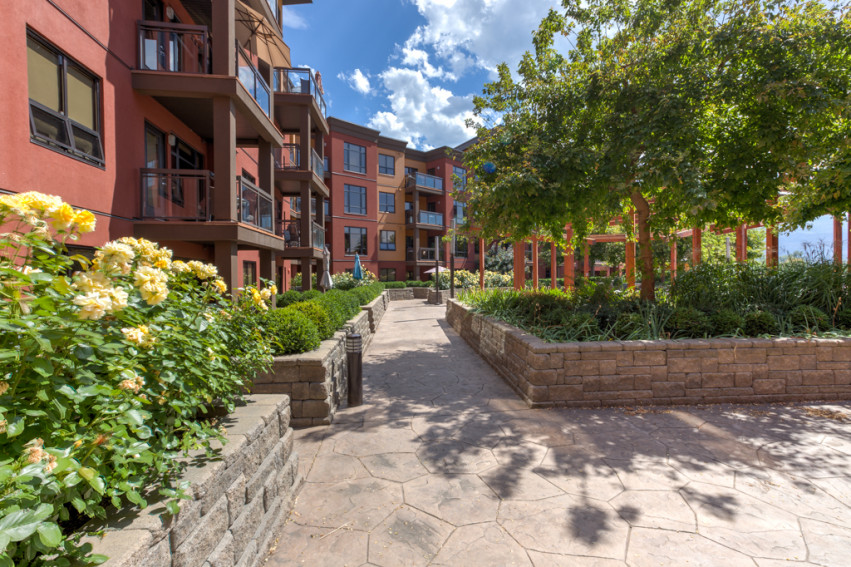 a multi-unit apartment building, a good way to build equity