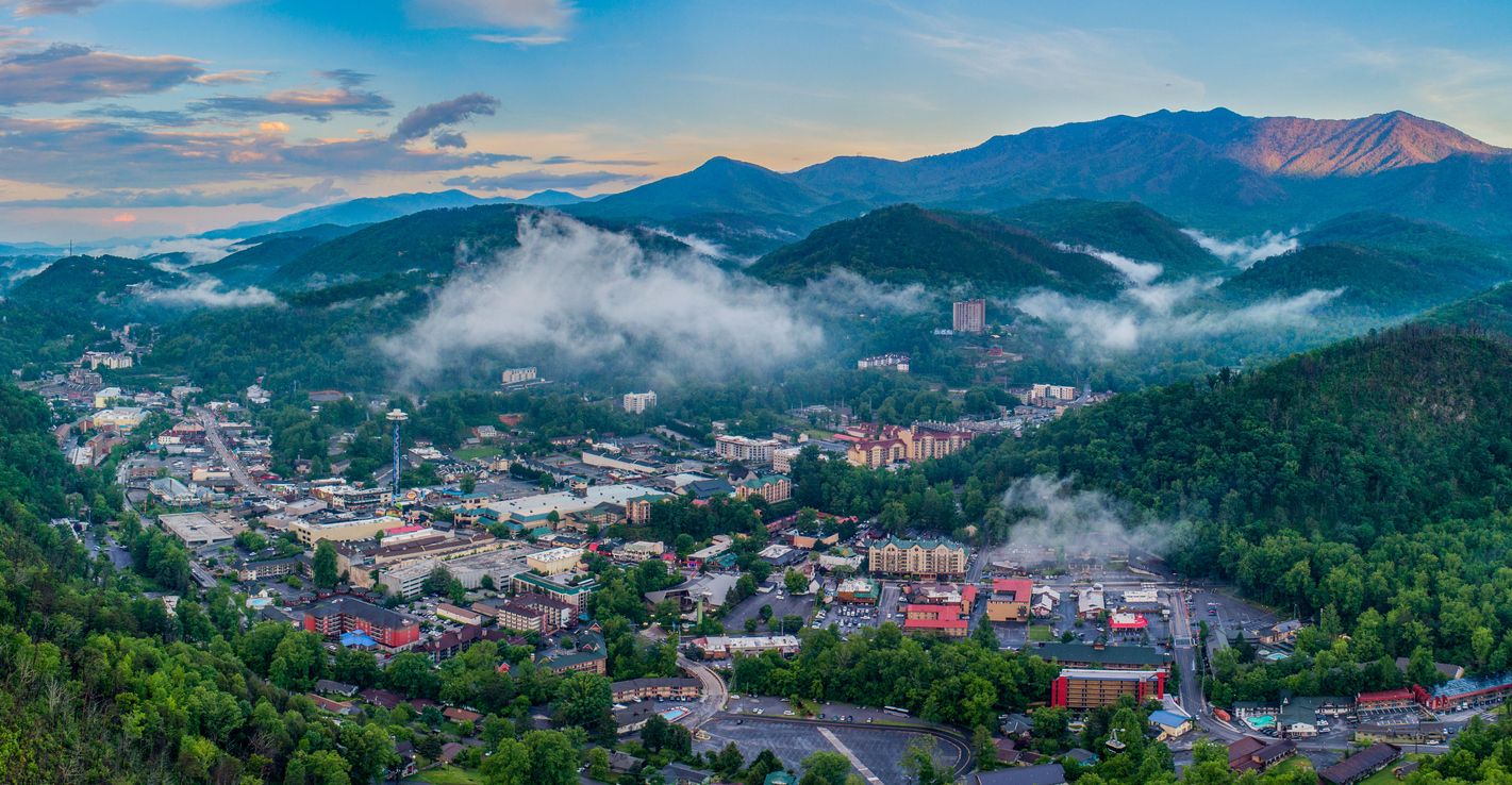 Explore The Great Smoky Mountains The ART of Real Estate