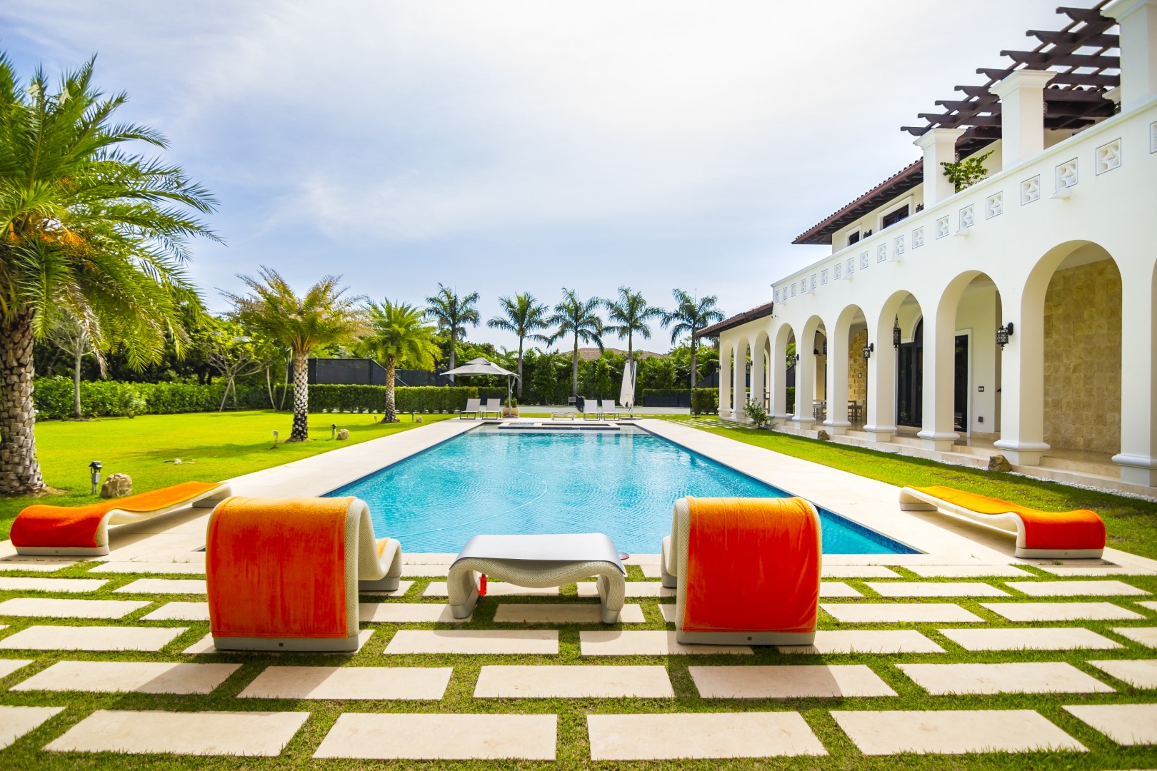 Exactly Who Is Going to Buy Your Luxury Home in Miami?