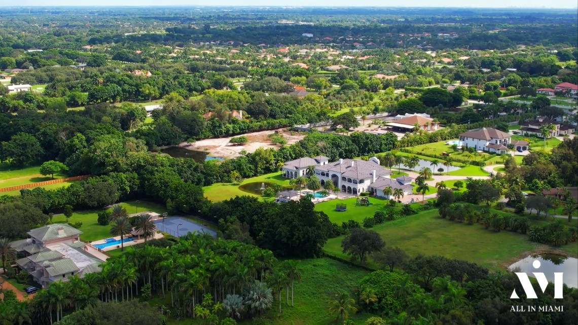 Explore Southwest Ranches