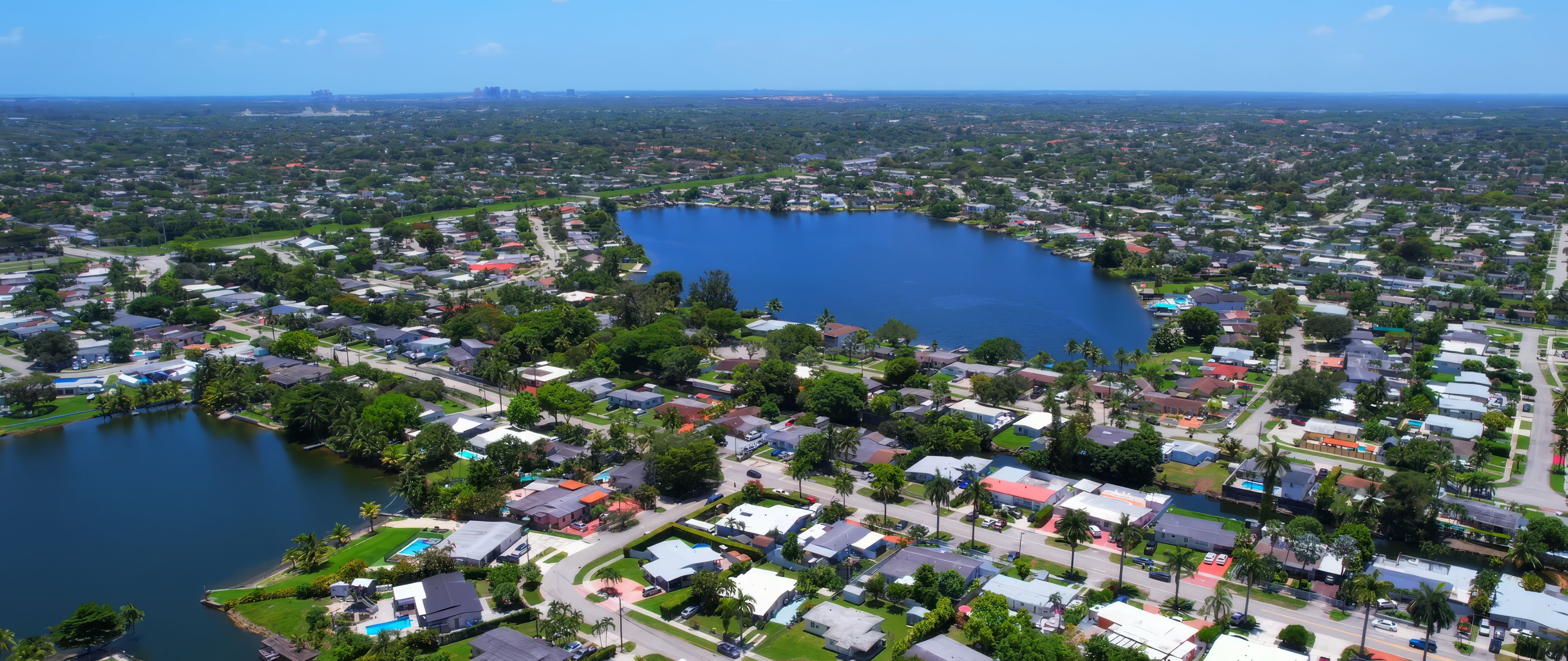 Westwood Lakes, Miami, Florida - EVERYTHING You Want to Know