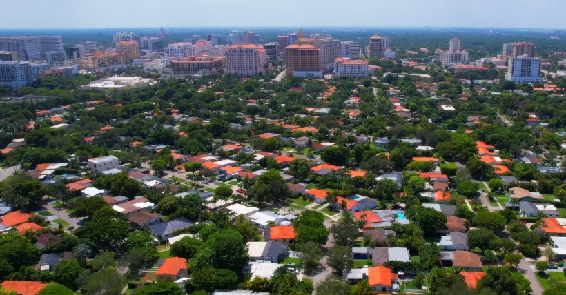 Coral Gate, Miami, Florida - EVERYTHING You Want to Know