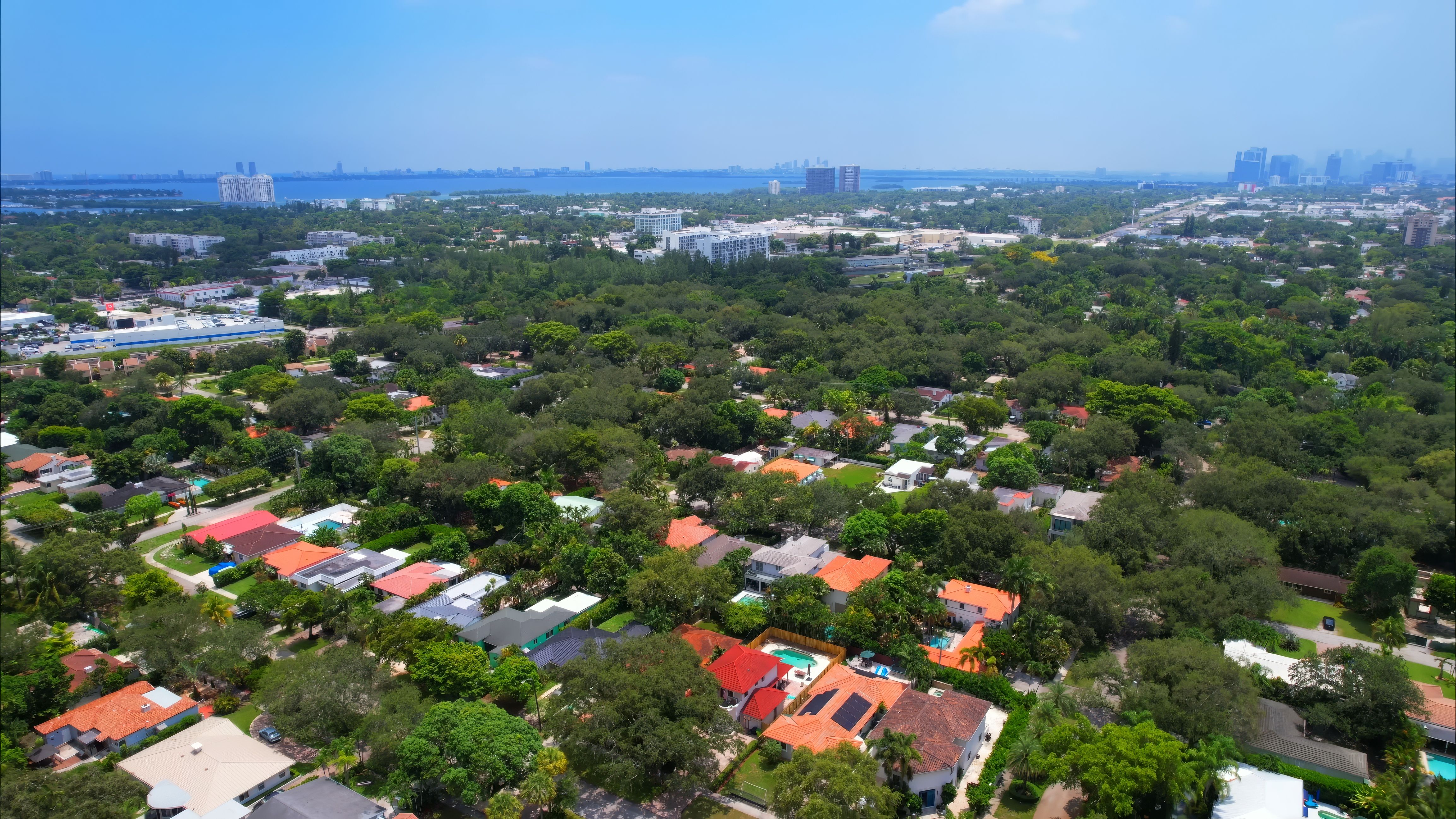 El Portal, Miami — A Cheat Sheet for Buyers, Visitors, & the Curious