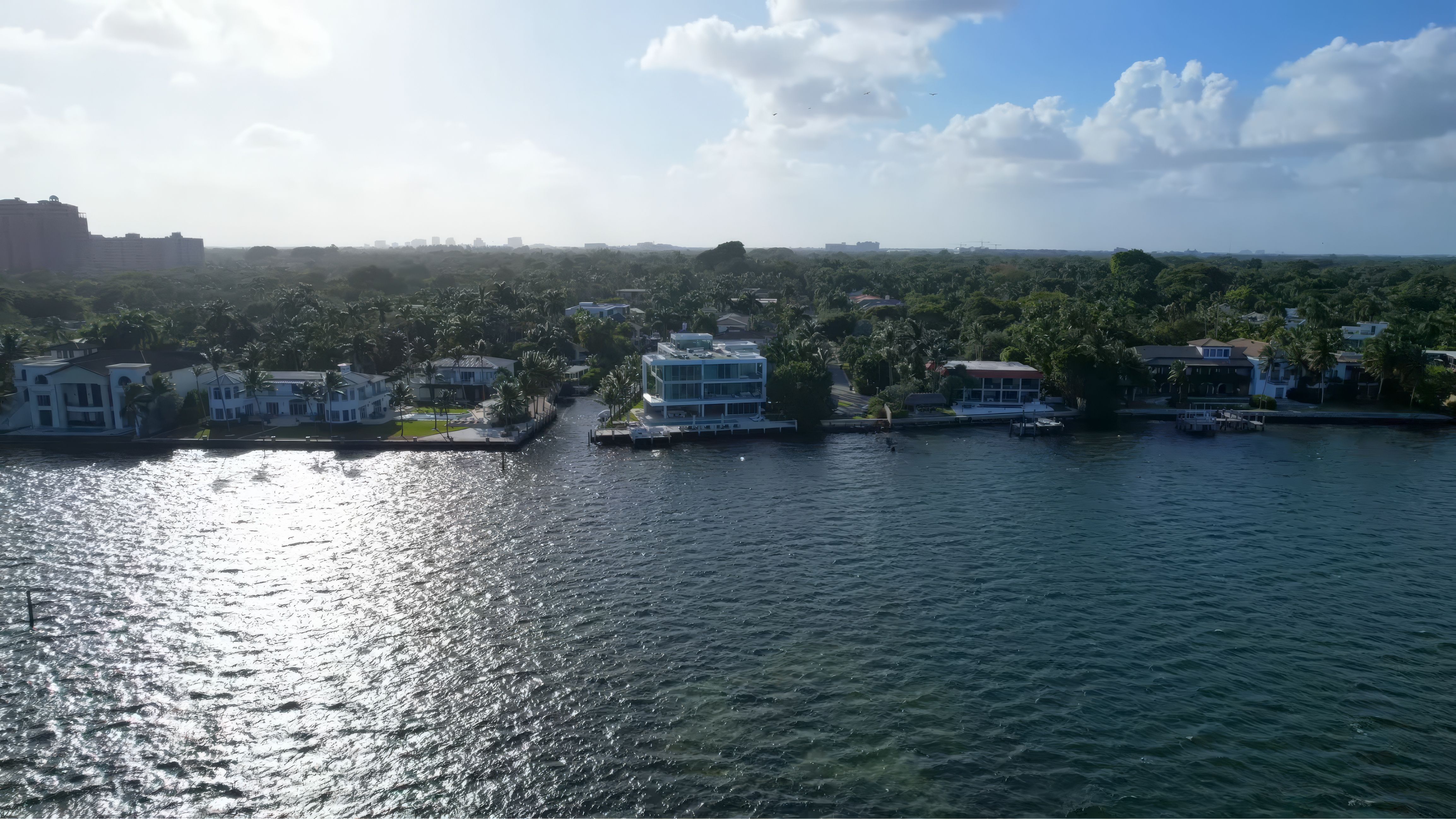 Entrada Estates, Miami — A Cheat Sheet for Buyers, Visitors, & the Curious