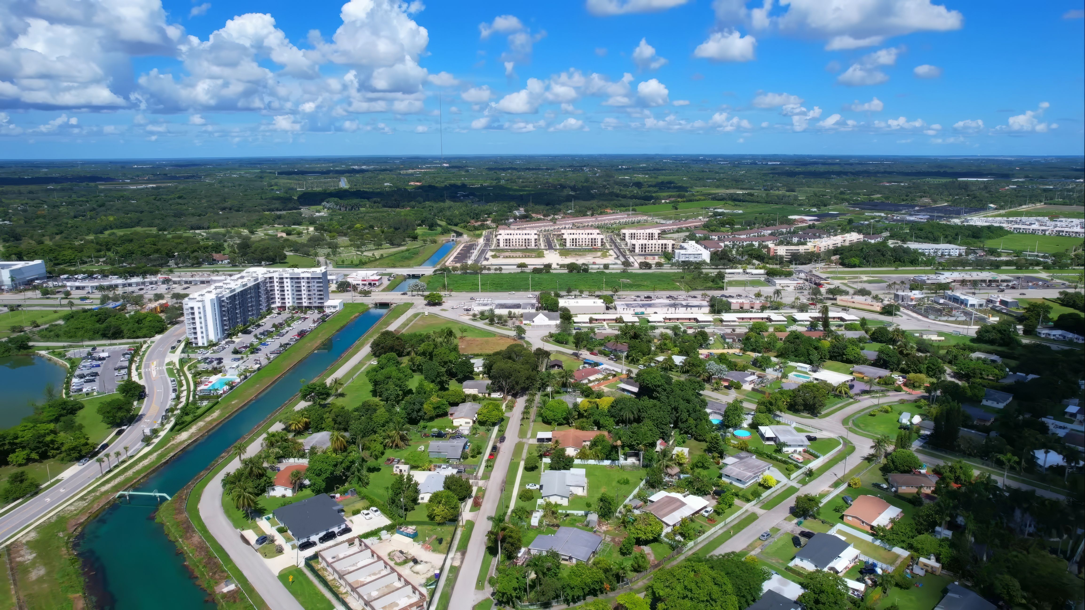 Naranja, Miami — A Cheat Sheet for Buyers, Visitors, & the Curious