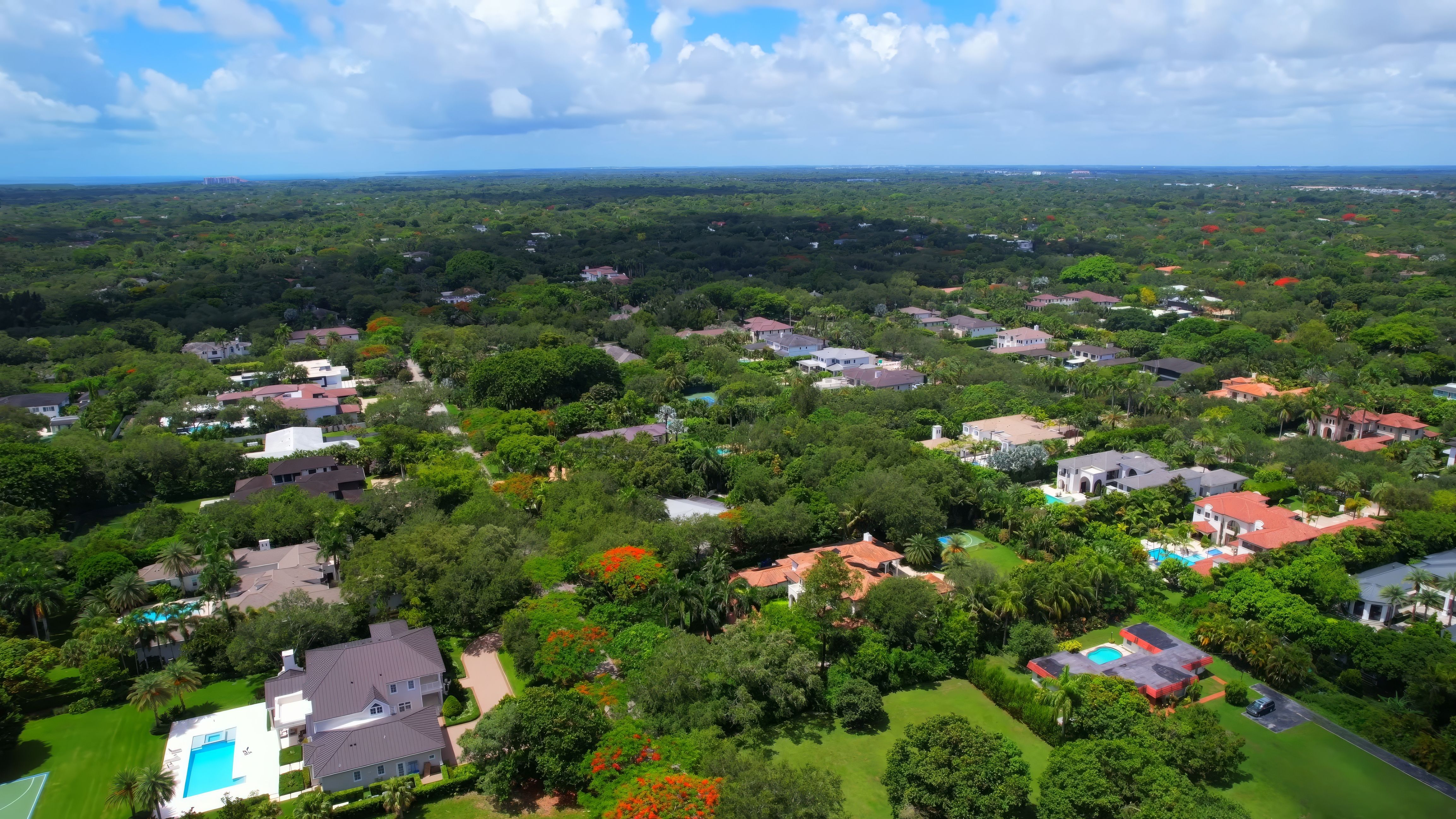 Pinecrest, Miami — A Cheat Sheet for Buyers, Visitors, & the Curious