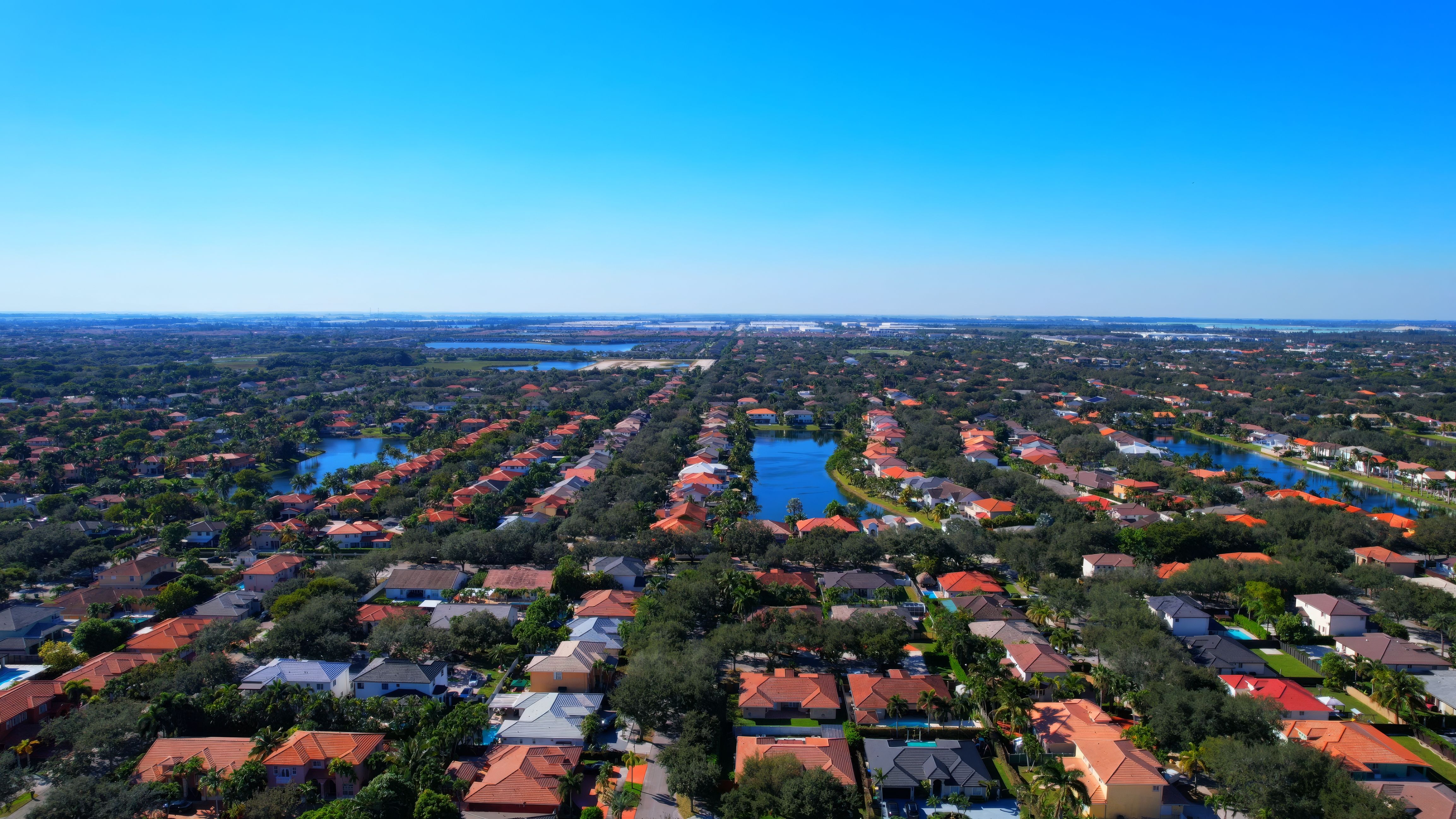 Royal Oaks, Miami — A Cheat Sheet for Buyers, Visitors, & the Curious