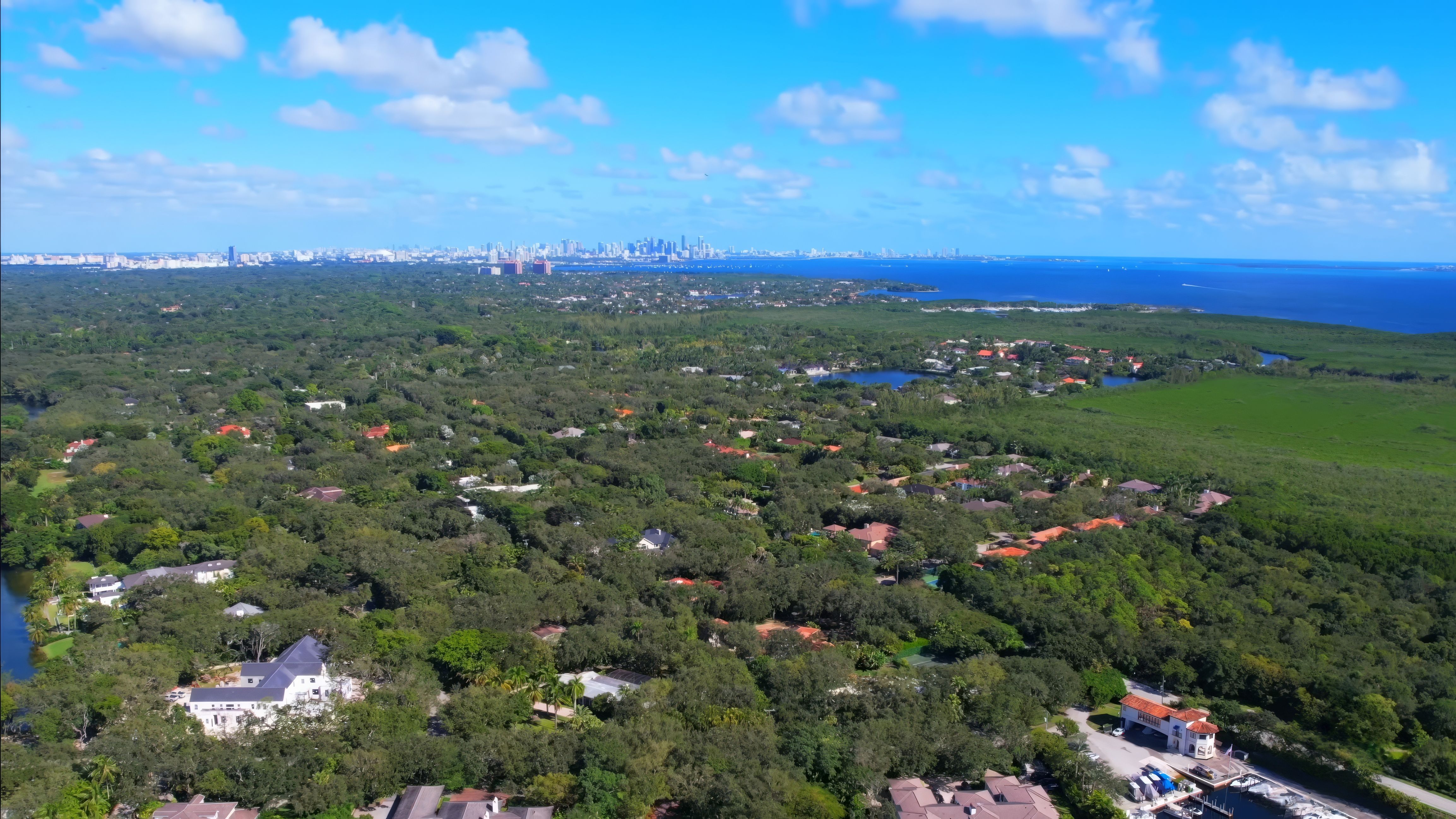 Snapper Creek Lakes, Miami — A Cheat Sheet for Buyers, Visitors, & the Curious