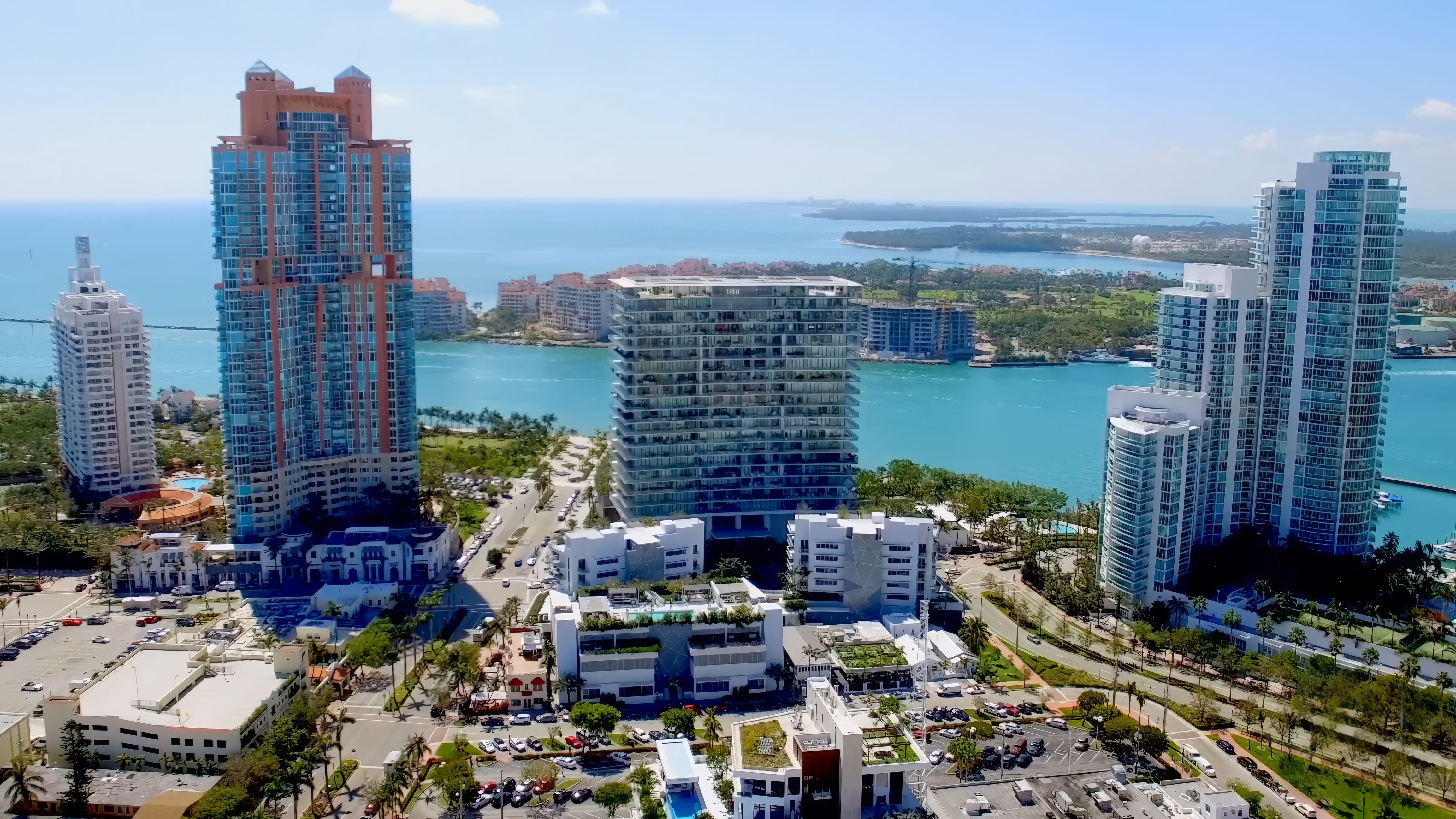 South Beach, Miami — A Cheat Sheet for Buyers, Visitors, & the Curious