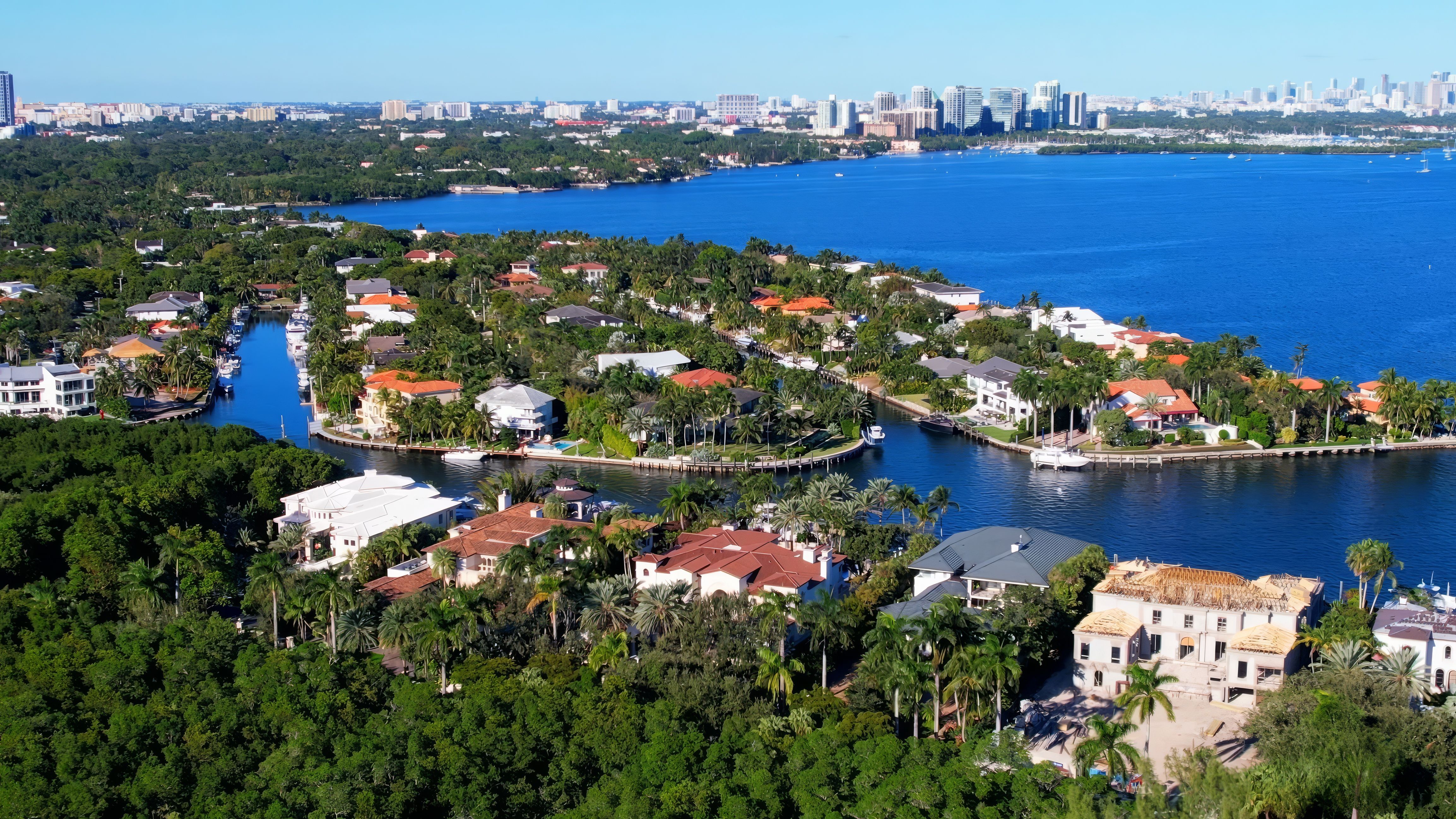 Tahiti Beach, Miami — A Cheat Sheet for Buyers, Visitors, & the Curious