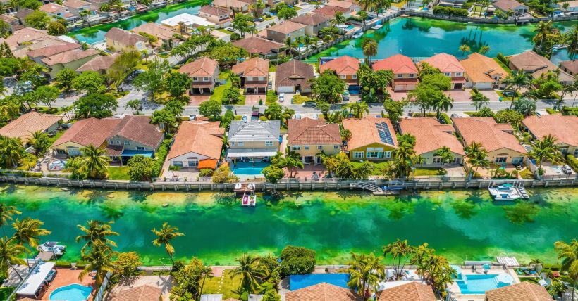 Three Lakes, Miami — A Cheat Sheet for Buyers, Visitors, & the Curious