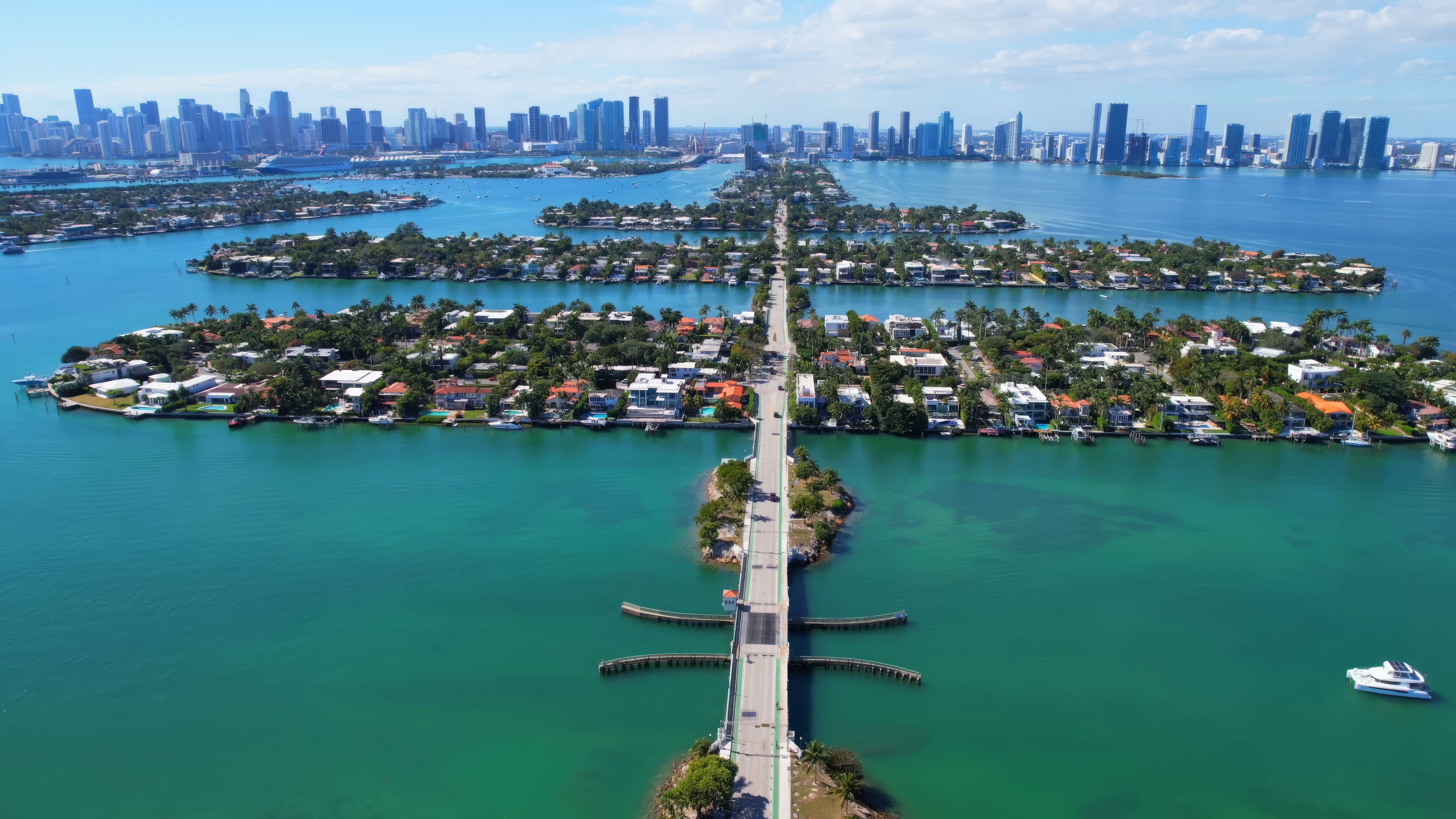 Venetian Islands, Miami — A Cheat Sheet for Buyers, Visitors, & the Curious 