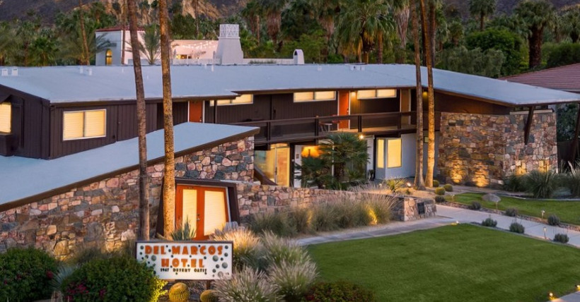 Palm Springs Modernism Week:  Where to Stay for Style and Comfort