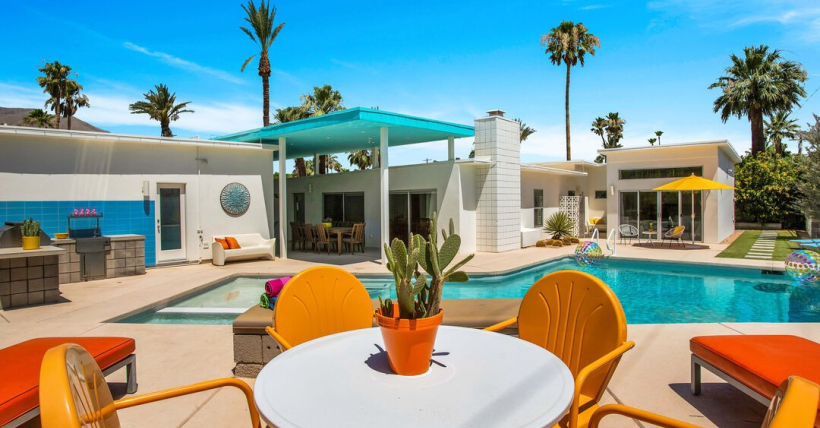 A curated collection of Palm Springs MidCentury Homes