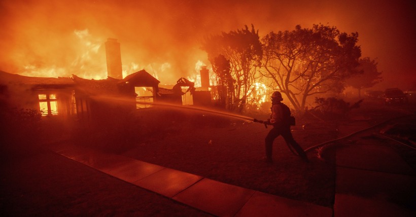 Where to find help and how to help those affected by the LA Country wildfires