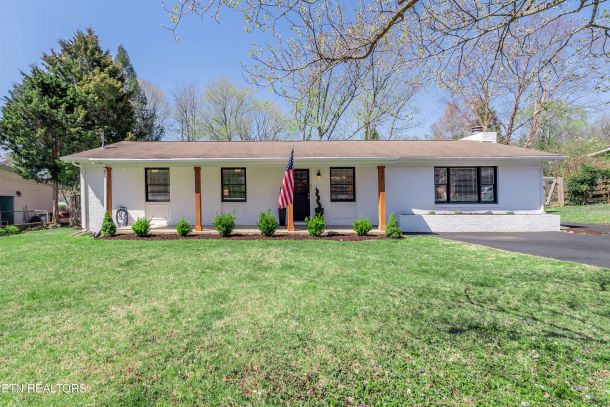733 Waco Rd