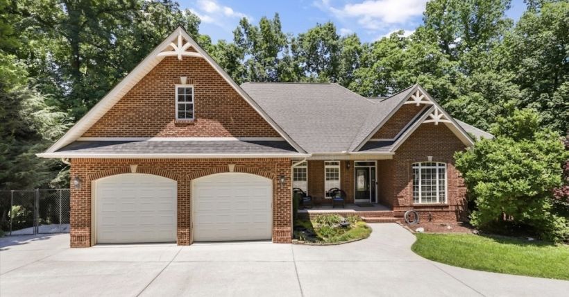 103 Winchester Circle, Oak Ridge, TN 37830