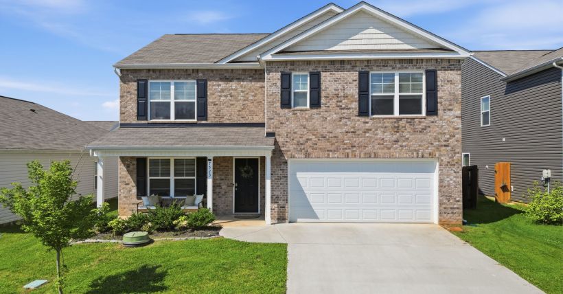 7523 Game Bird St, Corryton, TN 37721