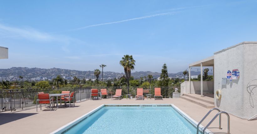 West Hollywood : 6151 Orange Street #307
