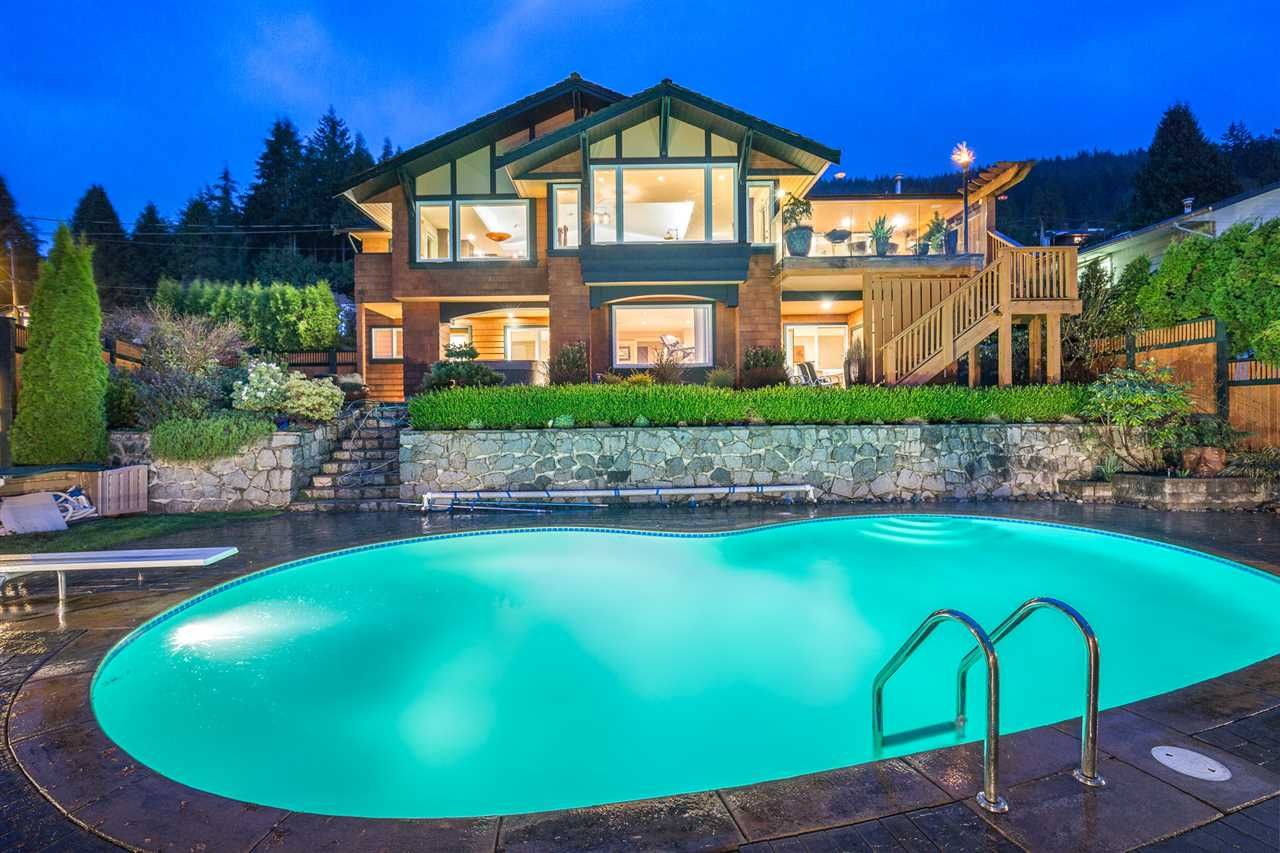 Top 10 Homes With A Pool Available In Vancouver BC   K2vjdbbcu2oe4jcanxiz