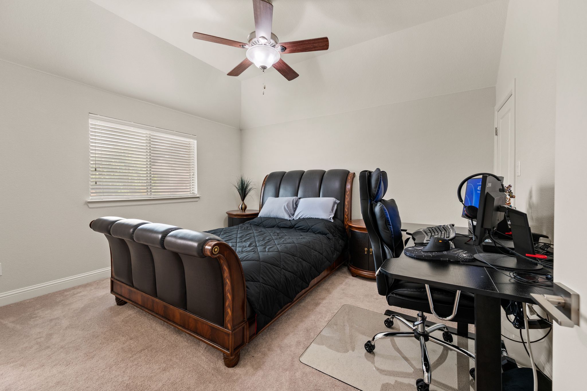 Bedrooms 5
