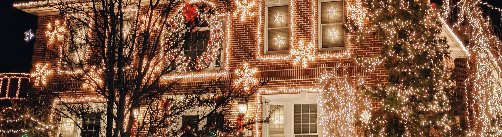 Drive-Thru Holiday Lights on Long Island