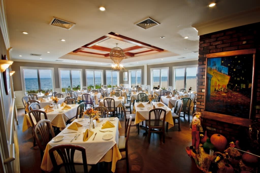 Waterfront & Outdoor Restaurants on Long Island's North Shore