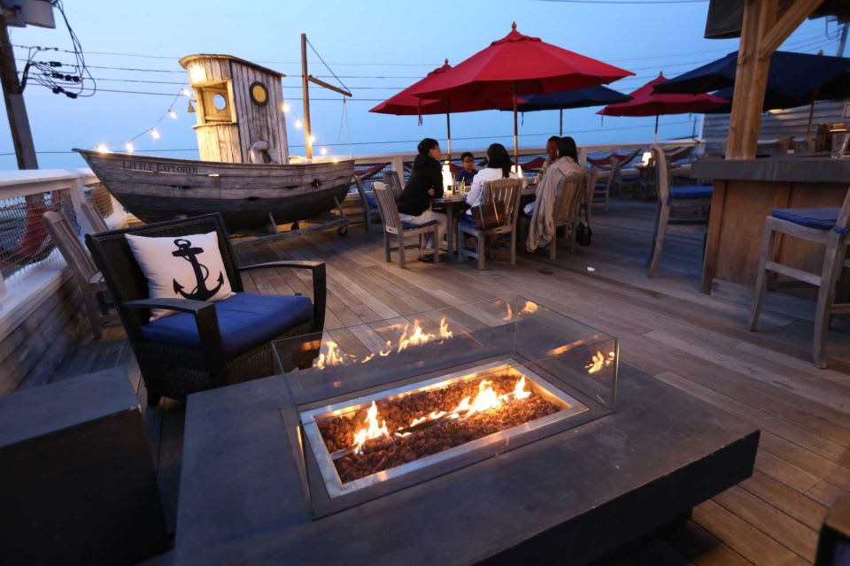 waterfront-outdoor-restaurants-on-long-island-s-north-shore