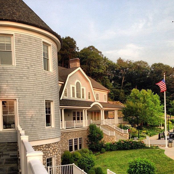 List  Harborfields Public Library