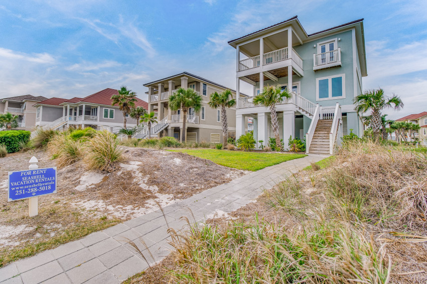 Just Sold 3206 Dolphin Dr. Gulf Shores, AL | The Daily Team 
