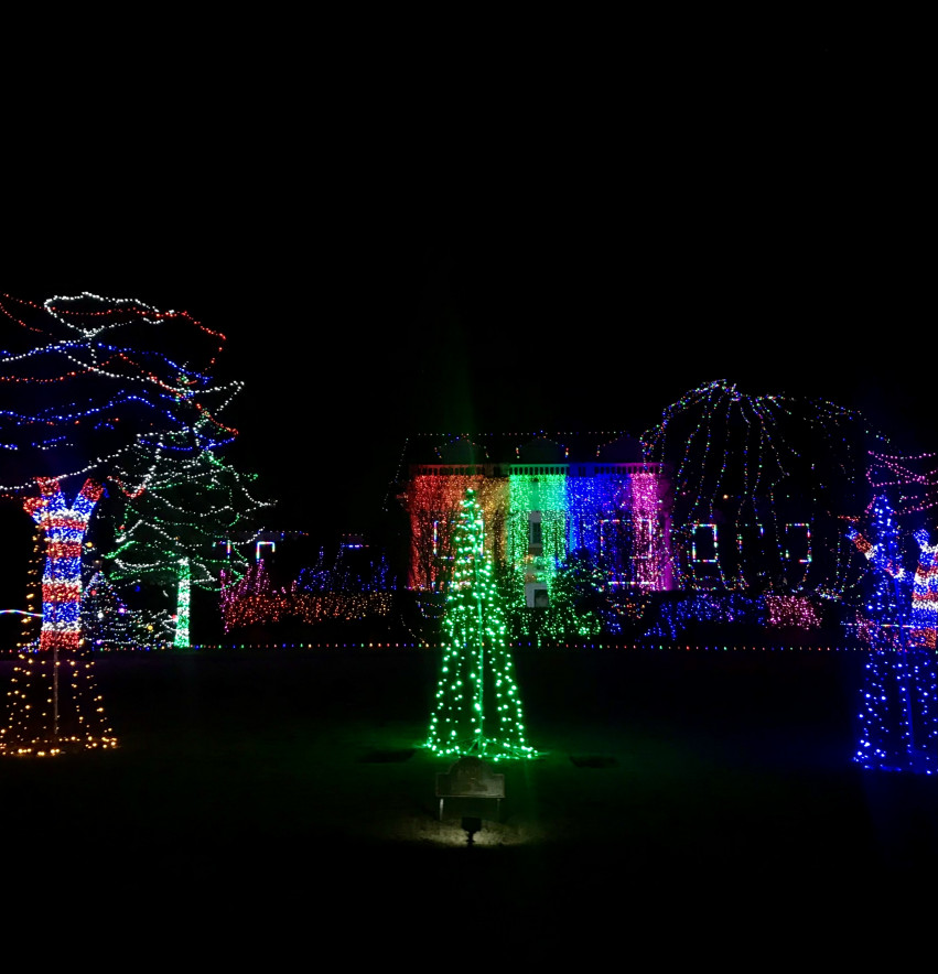 The Best Spots to See Christmas Lights Around OKC