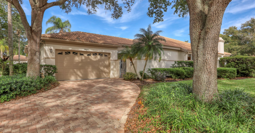 3921 Chatsworth Greene, Sarasota