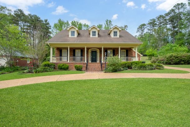Luxury homes for Sale in  NortheastTallahassee 