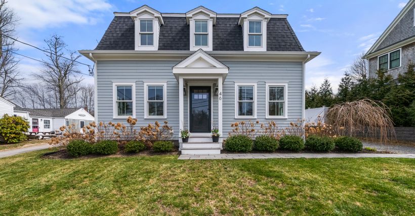 New Listing: Renovated 3BR in Cohasset's Beechwood Neighborhood | Charles King Group