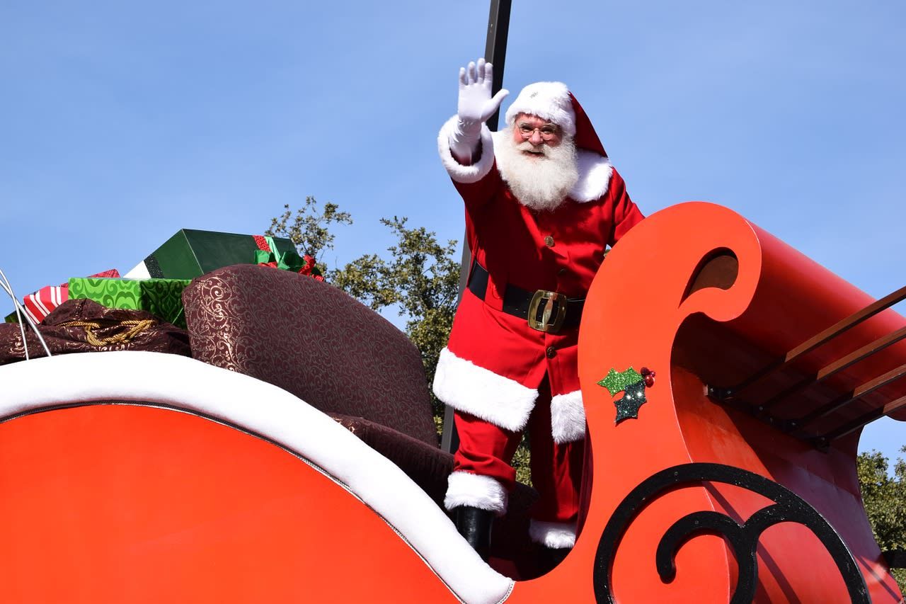 10 Spots Around Savannah for Santa Sightings