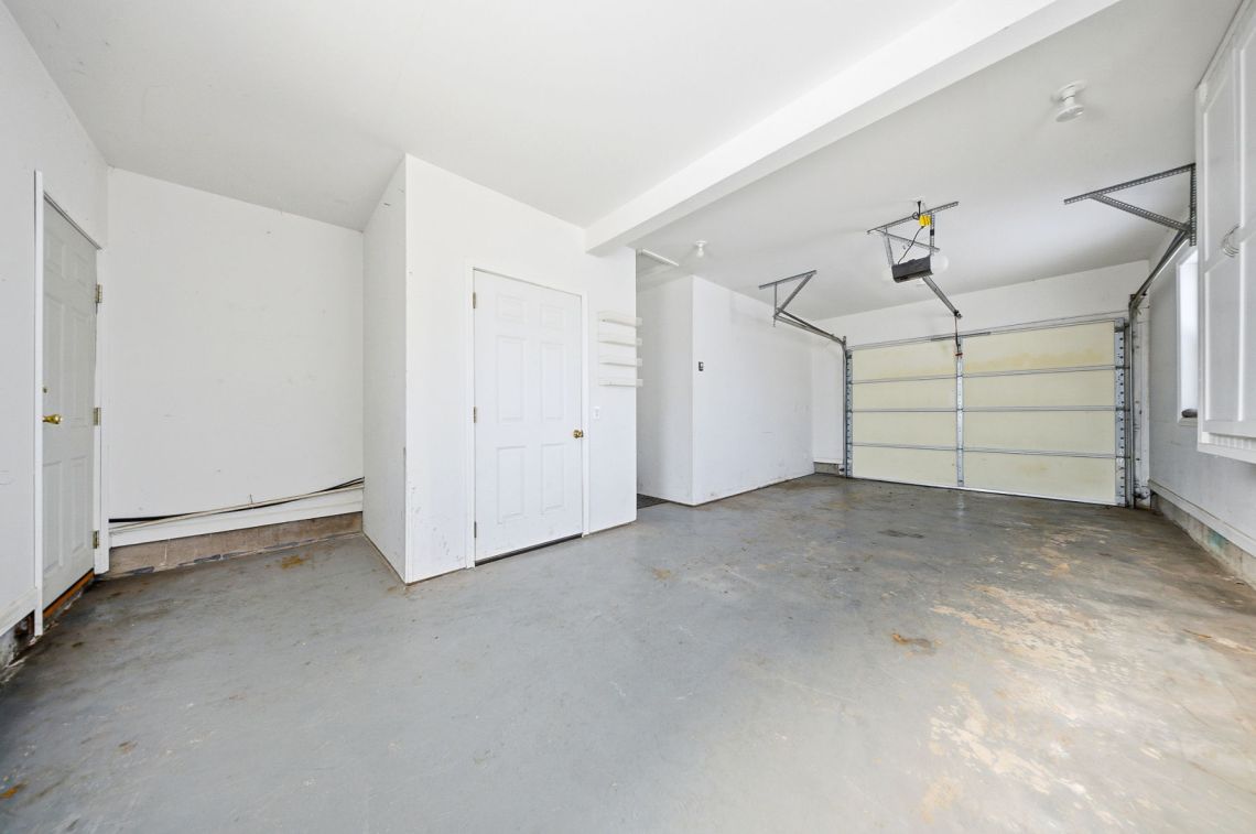 A Garage That Earns Its Keep