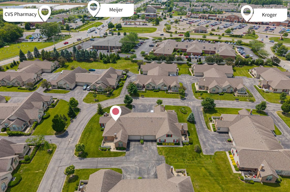 Aerial view of the Landings at Quail Creek with nearby amenities
