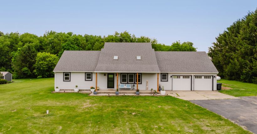 Country Home on 1.19 Acres | Urbana Ohio homes for sale
