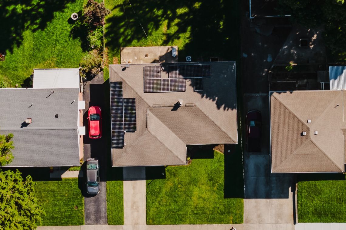Power Move, 2699 Eugene Ave