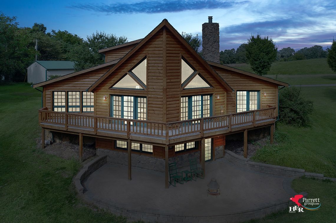 Dresden OH real estate Log Home