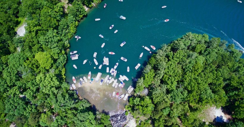 Full-Time vs Second Homes on Lake Keowee