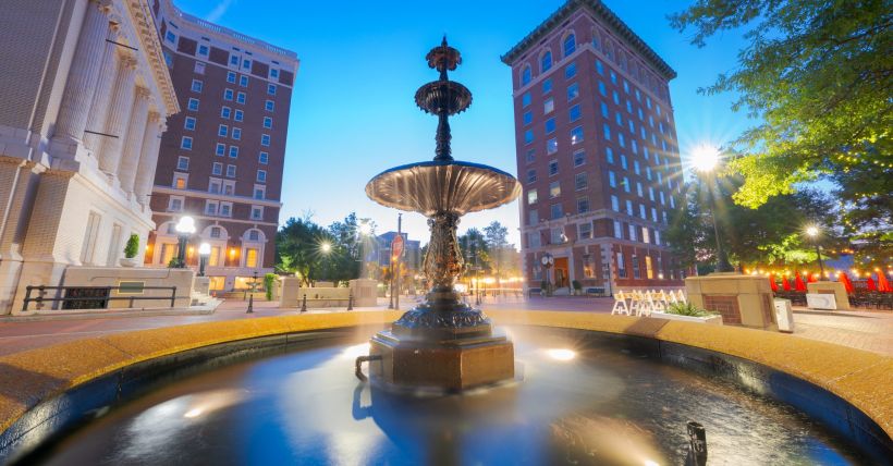 Choosing a Luxury Real Estate Advisor in Greenville SC